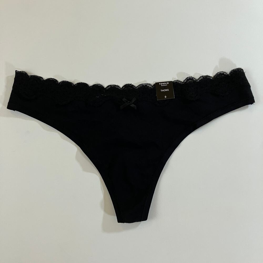 Torrid Women's Size 0 Black Cotton Mid Rise Thong Panties Lace Trim NWT
